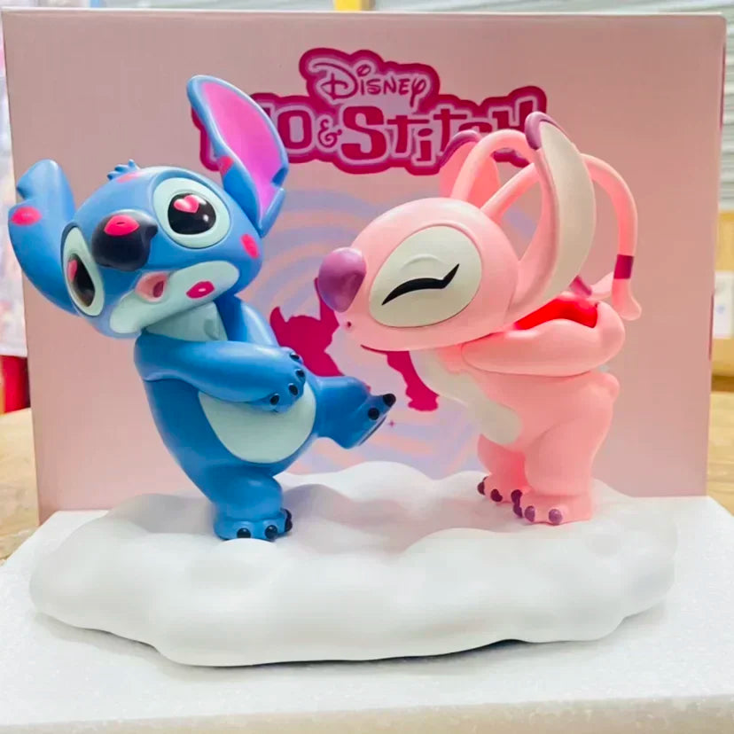 Figurines Stitch et Angel amour